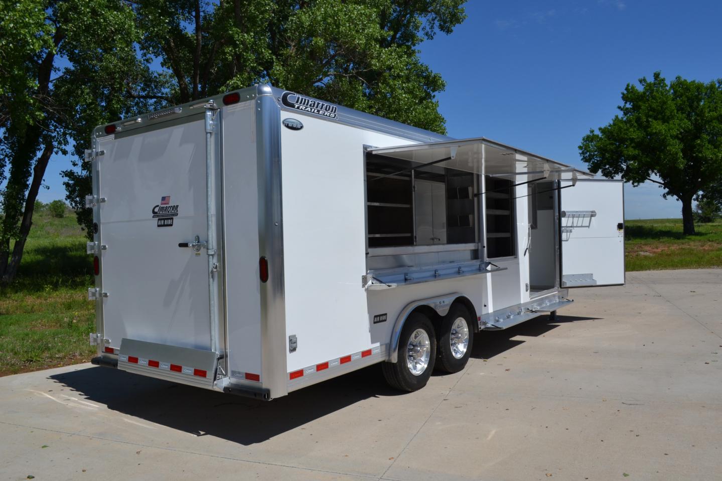 White Transtar 24′ x 8′ Show Supply Trailer #11699