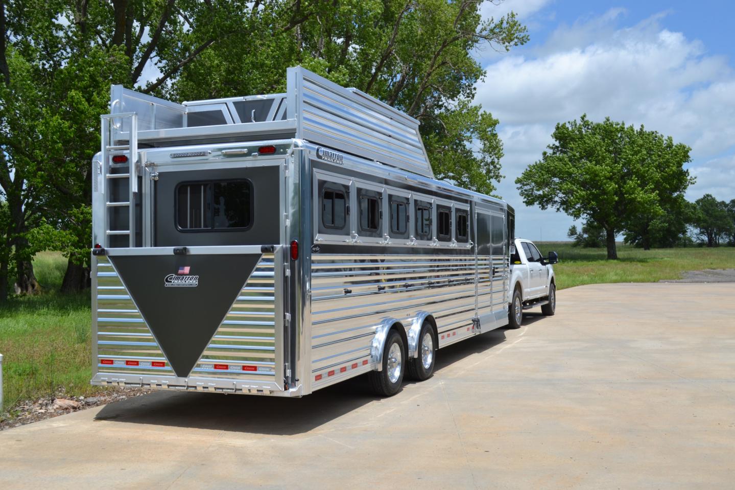 Charcoal Metallic 6H Norstar With Concealed Hay Lift